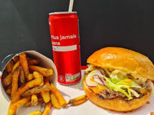 Royal Cheese + Frites + Boisson