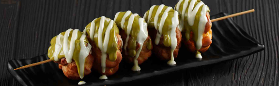 Brochette de Profiterole à la Pistache